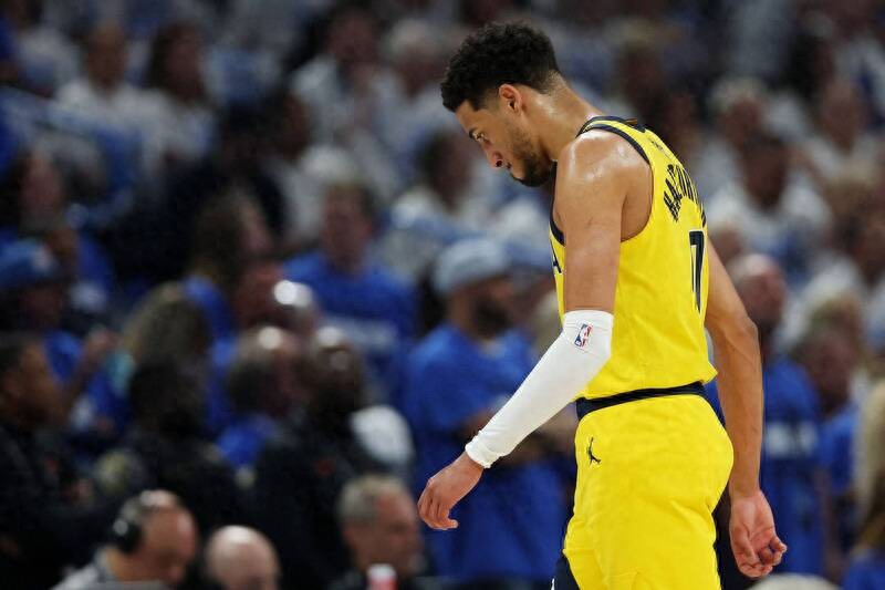 Haliburton is doubtful for the NBA Finals G6 and will have an MRI on his right calf