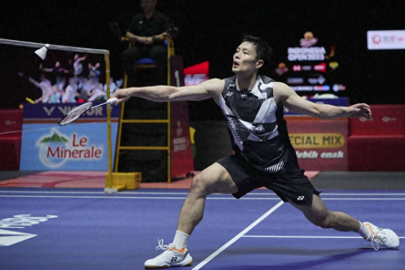 Chou Tien Seng missed out on winning the men's singles title at the 2025 Indonesia Open Badminton Championships, but still set a record