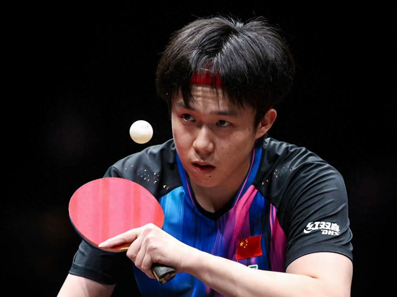 The WTT Table Tennis Finals schedule for tomorrow (12.14) features players Wang Chuqin and Wang Manyu, broadcast live on CCTV-5.