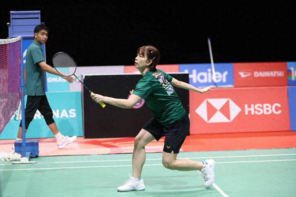 Lai Jiemin welcomes the 2025 Malaysia Badminton Super 500 Tournament with short hair, "in order to cut off bad luck"