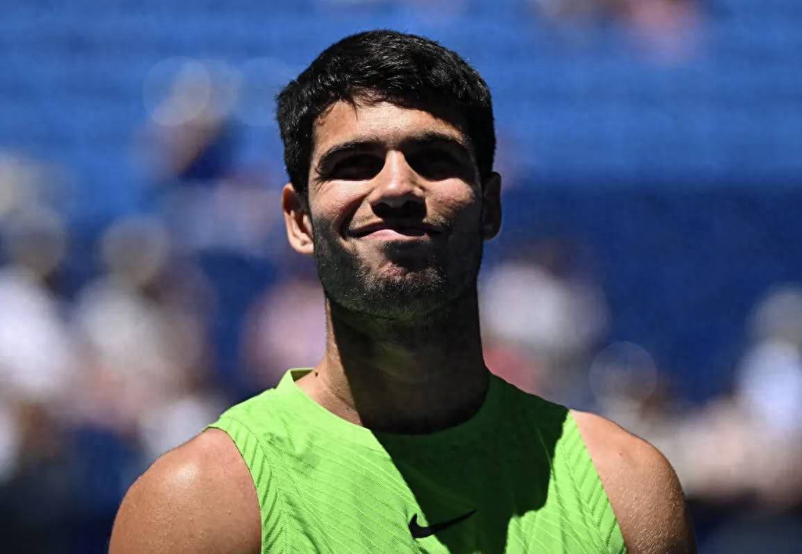 In the first round of the Doha tournament, Alcaraz faces his lucky charm Lindeknech, with the ultimate championship well within reach.