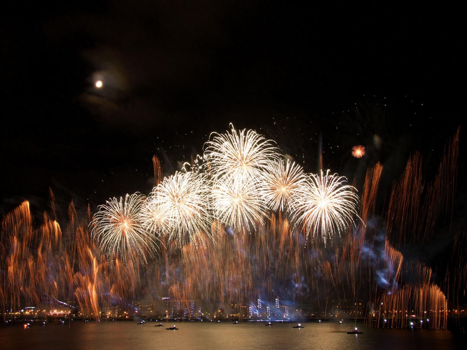 What justifies dozens of top-tier celebrities teaming up to support a complete "amateur"?