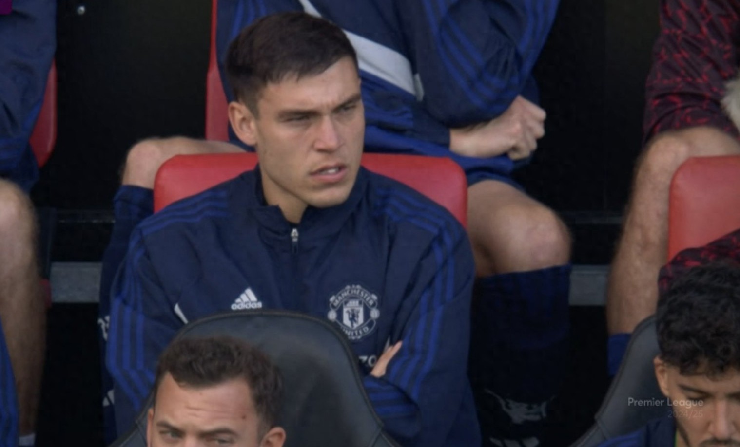 Manchester United aims to sell Amrabat&#39;s close associate for £60 million! Next year&#39;s transfer plans revealed, with two positions being top priorities