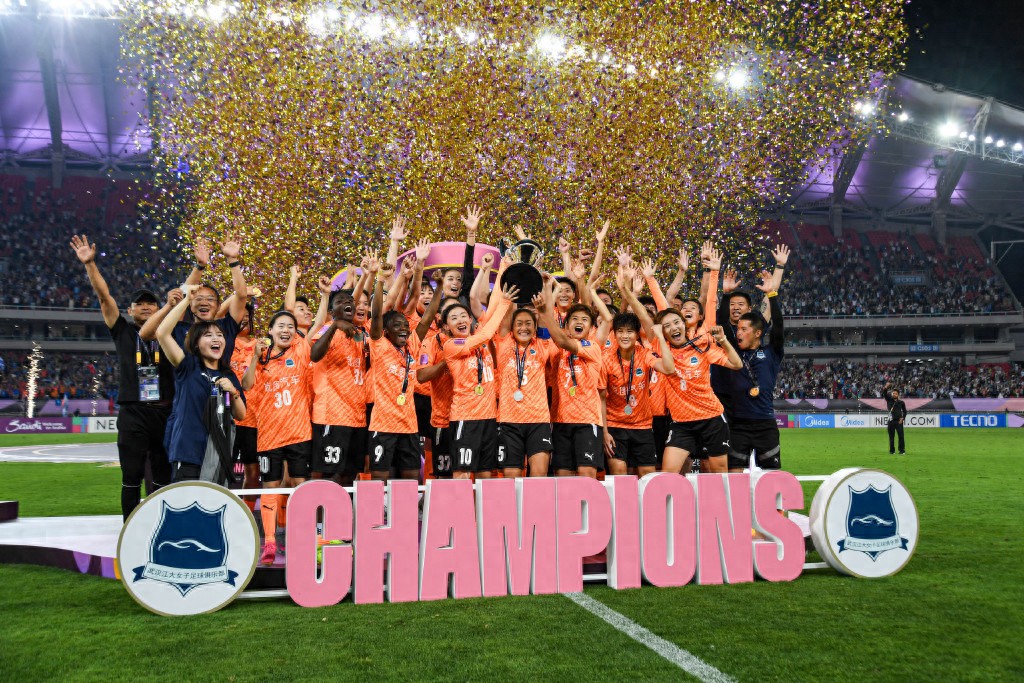 Reborn from a desperate situation! Wuhan women's football team blooms on the top of Asia