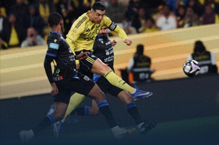 Cristiano Ronaldo's silence marked the lowest rating, Mane caused an own goal, and Al-Nassr narrowly defeated Al-Batin 1-0 to regain 2 points.