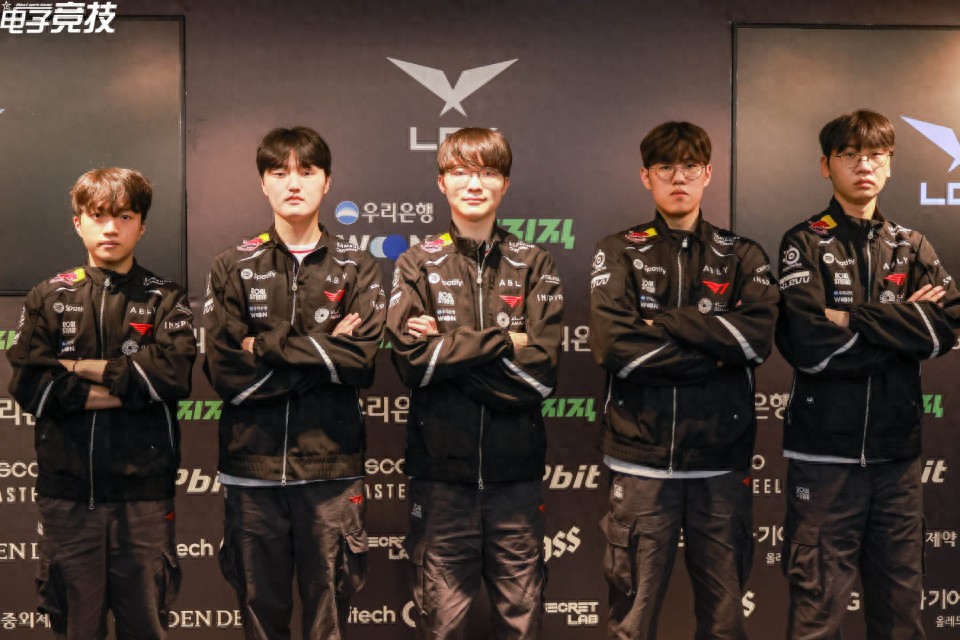 HLE Galaxy Battleship has collapsed! Kanavi's jungle strategy failed to work! Once again, T1 has taken control!