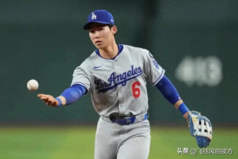 Kim Hye-sung's strike rate is nearly 40%, but he often sits on the cold bench, and Korean media criticize the coach's decision-making