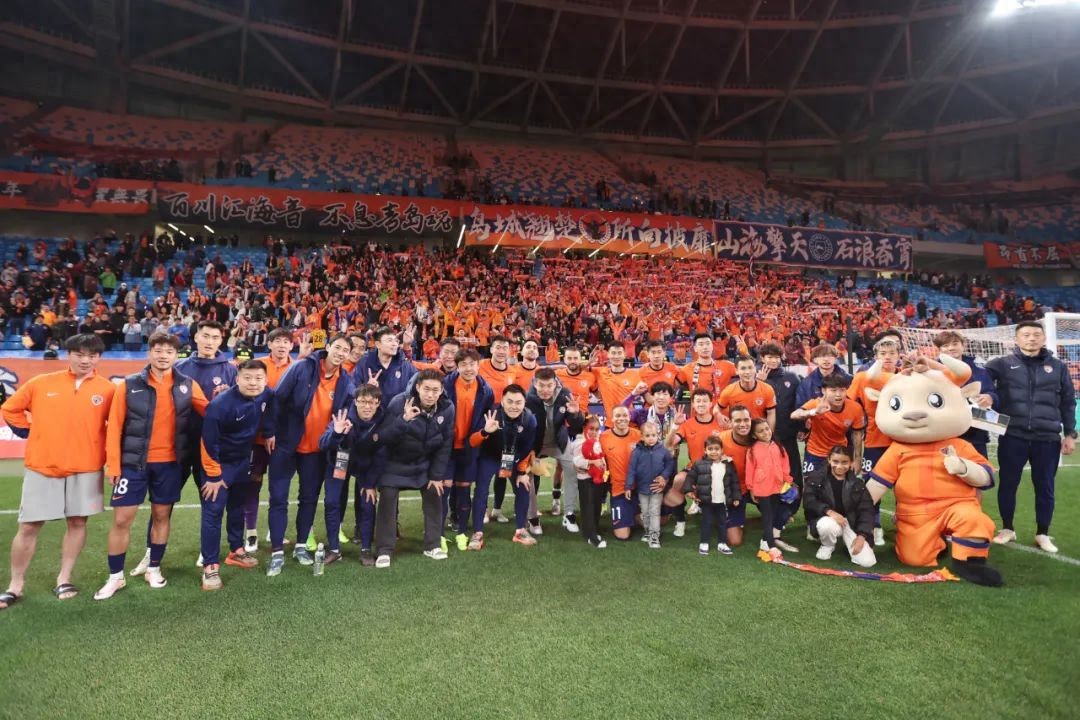 Qingdao Manatee waited for ten rounds to finally win for the first victory! The pressure of relegation is still unabated, and the financial dilemma is still large