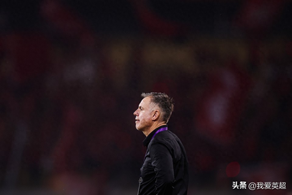 Once 0-8 against England! Report: 52-year-old Chinese women's football foreign coach resigns, likely to be replaced by a domestic coach for the Asian Games