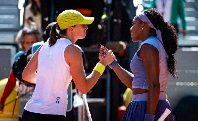 The interaction between Gauff and stockings turned the page of the Saba French Open slip incident, netizens: The queen of the ball should be warned