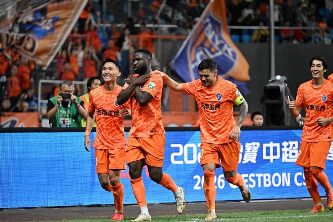 Total goals lead the Chinese Super League! The assist king connects with the top scorer, Yukun's "first victory" over the league leader.