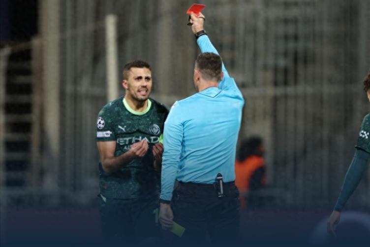 Tragedies keep happening! Guardiola should be dismissed as Man City loses 1-3, handing Bodø/Glimt their shining first victory; Haaland sleepwalks through 8 matches