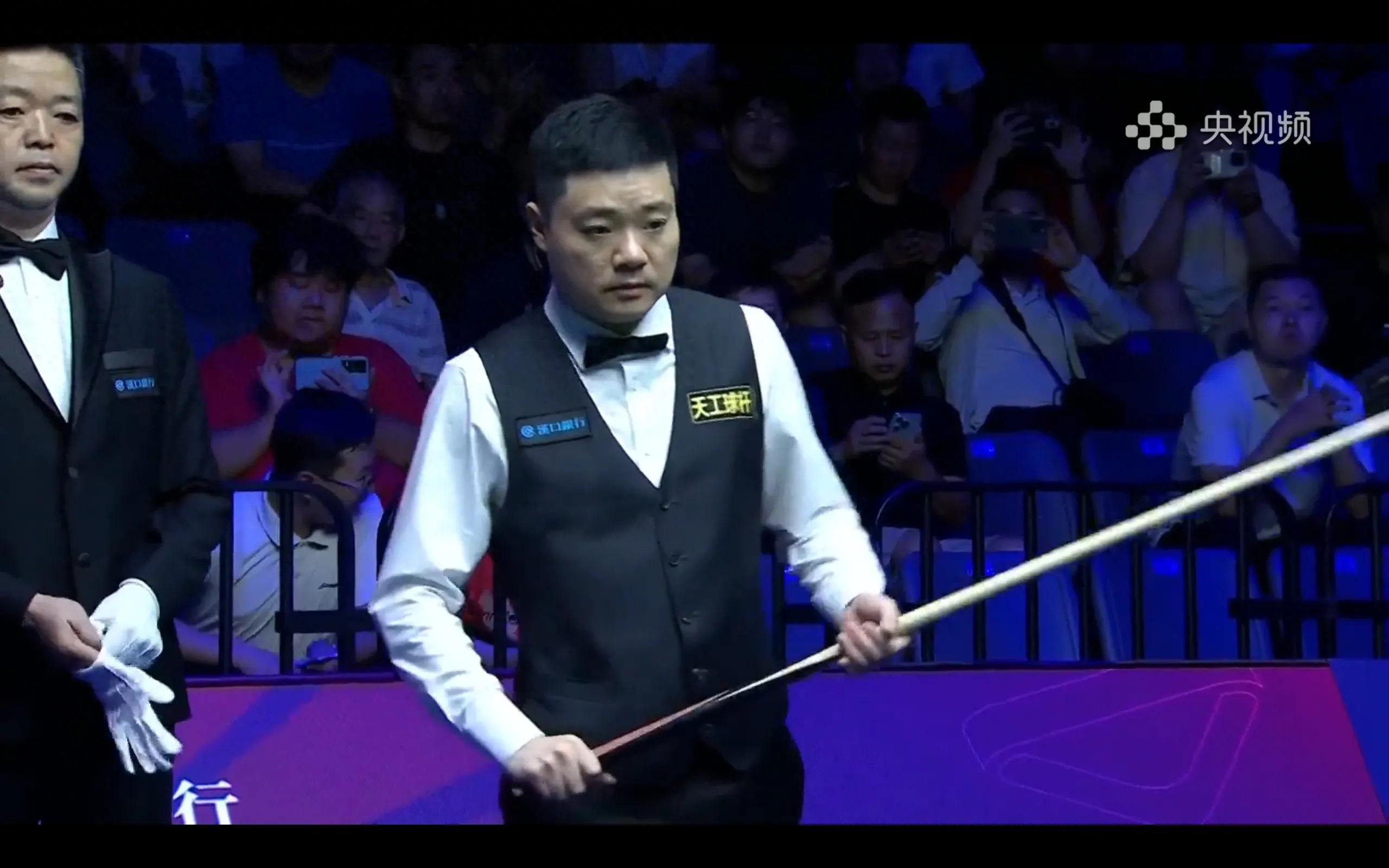 Latest update on the Snooker Wuhan Open: Ding Junhui and Pang Junxu lost, Yuan Sijun won, and Zhao Xintong will play tonight.