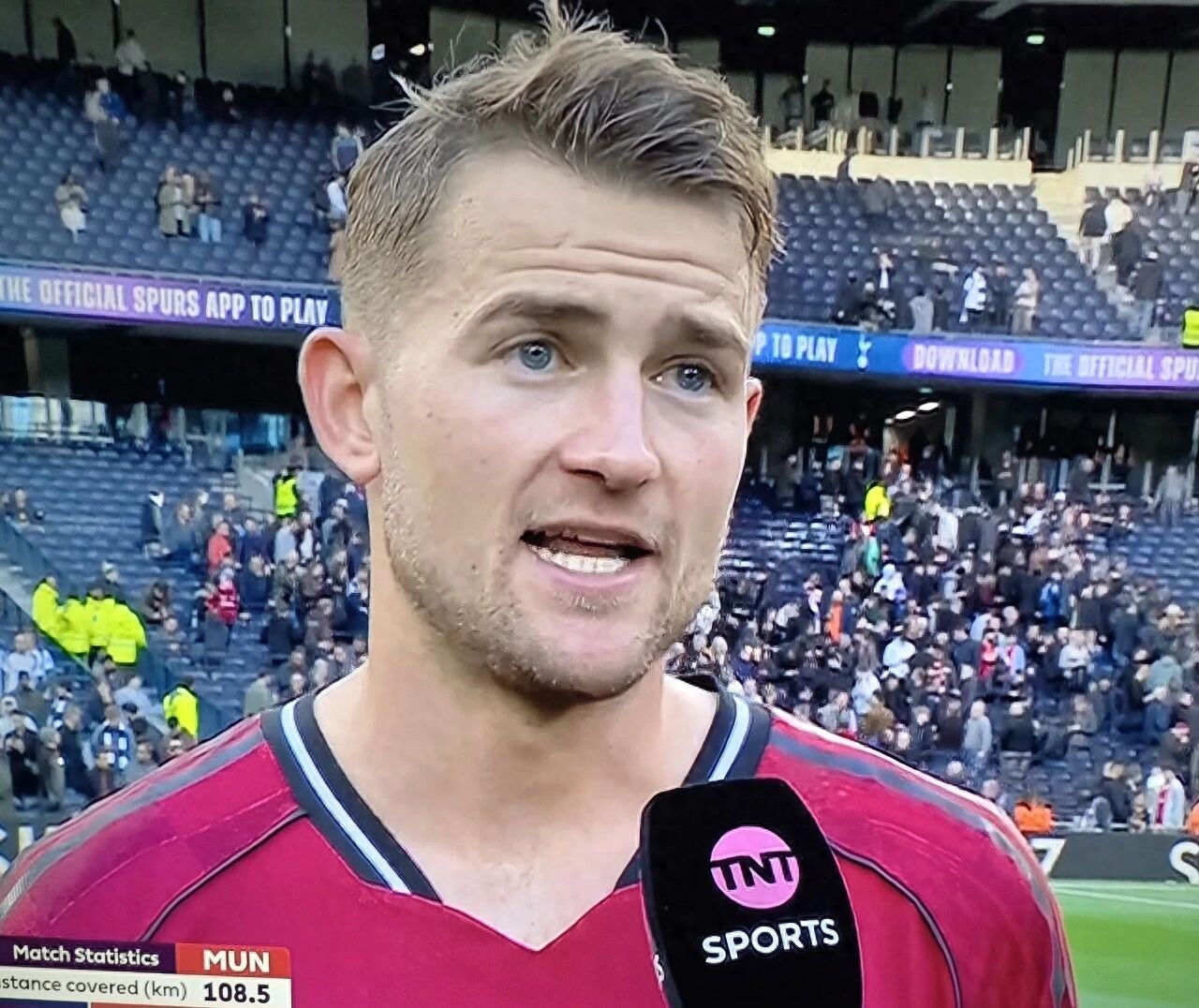 De Ligt may be out for the rest of the season! Manchester United's renewal of Maguire is confirmed, likely forcing them to buy another center-back.