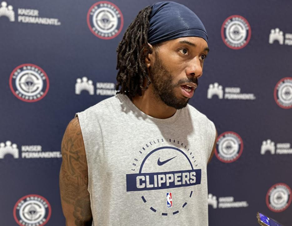 萊昂納德回應保羅離隊:這件事與我無關,他一向是非常配合的隊友