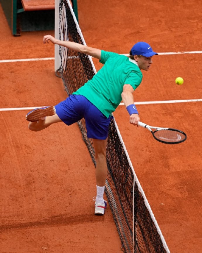 Season prize list: Saba leads, Zheng Qin breaks one million after the French Open!