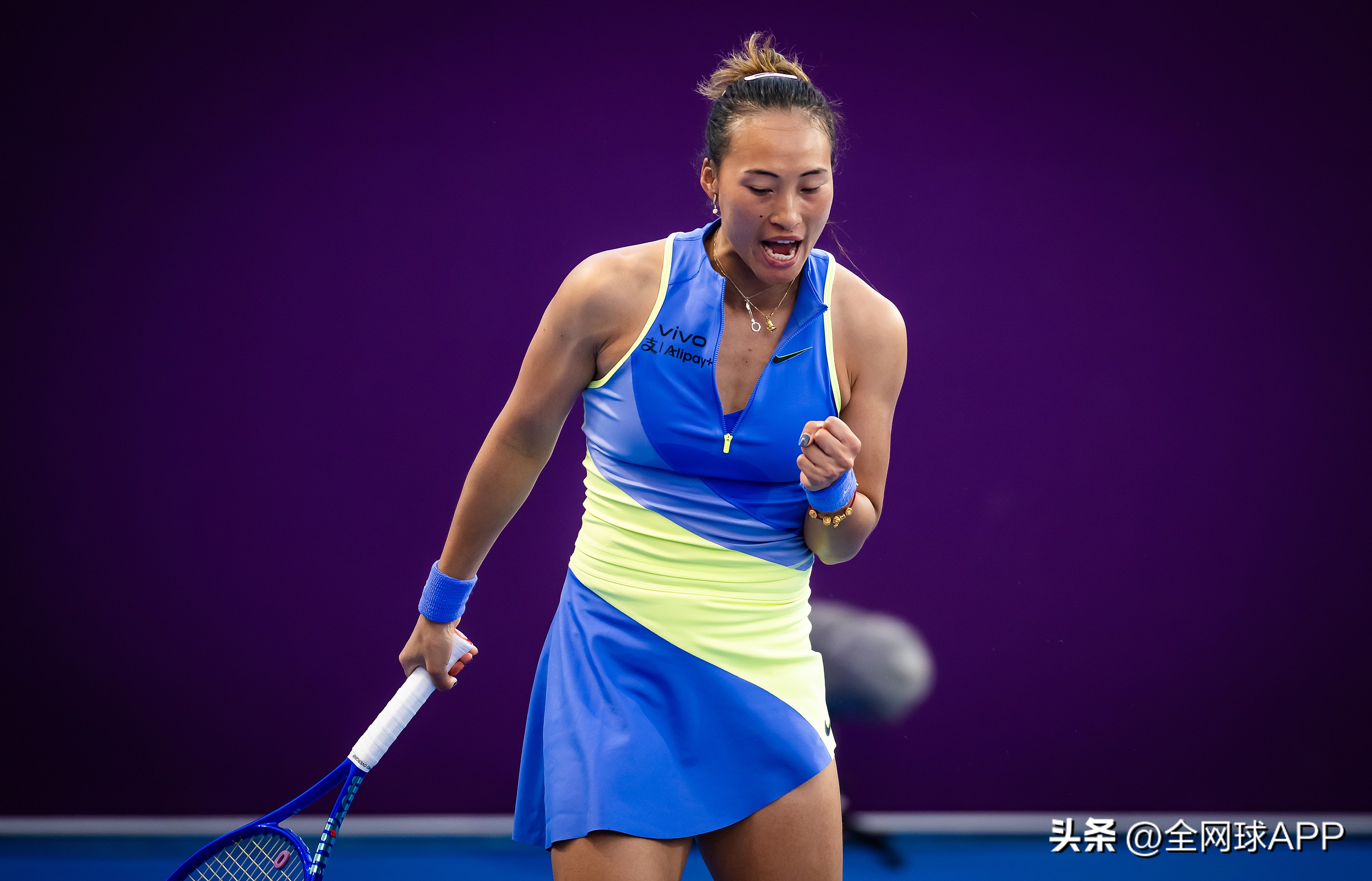 Zheng Qinwen makes a winning comeback in a comeback victory, Wang Xinyu to face Rybakina