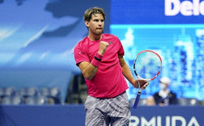 Veteran players never die: Wawrinka defeats an opponent twenty years his junior in Rotterdam!