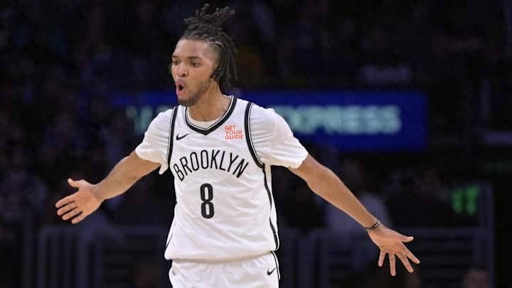 Report: Lakers considering signing Ziaire Williams! At 2.06m tall with a vertical leap exceeding 1m, he was a high school teammate of Bronny James