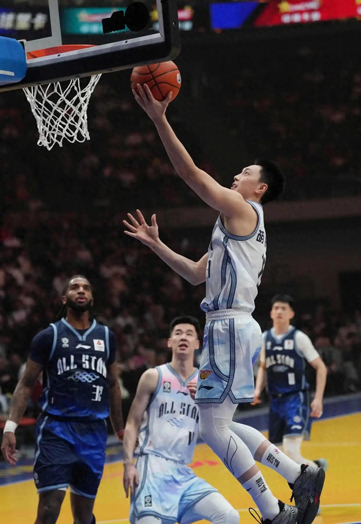 Total score narrowly breaks record! Xu Jie scores 35 points to win MVP as Southern All-Star Team defeats Northern All-Star Team