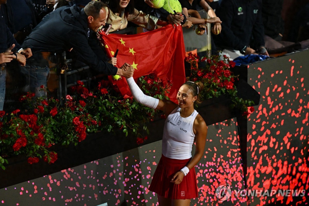 Zheng Qinwen unlocked his first victory against Sabalenka and is expected to win his first WTA1000 singles title