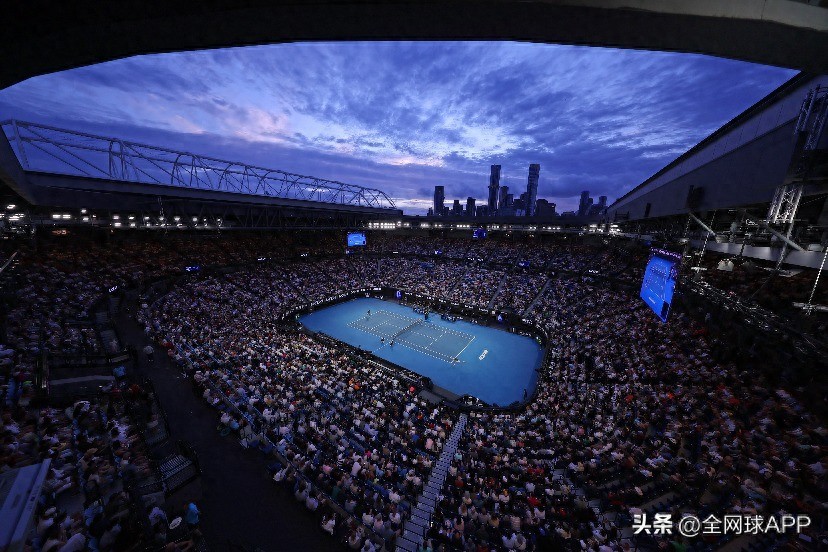 2026 Australian Open Finale: Alcaraz Becomes the Youngest Career Grand Slam Champion, Chinese Tennis Shines in Melbourne