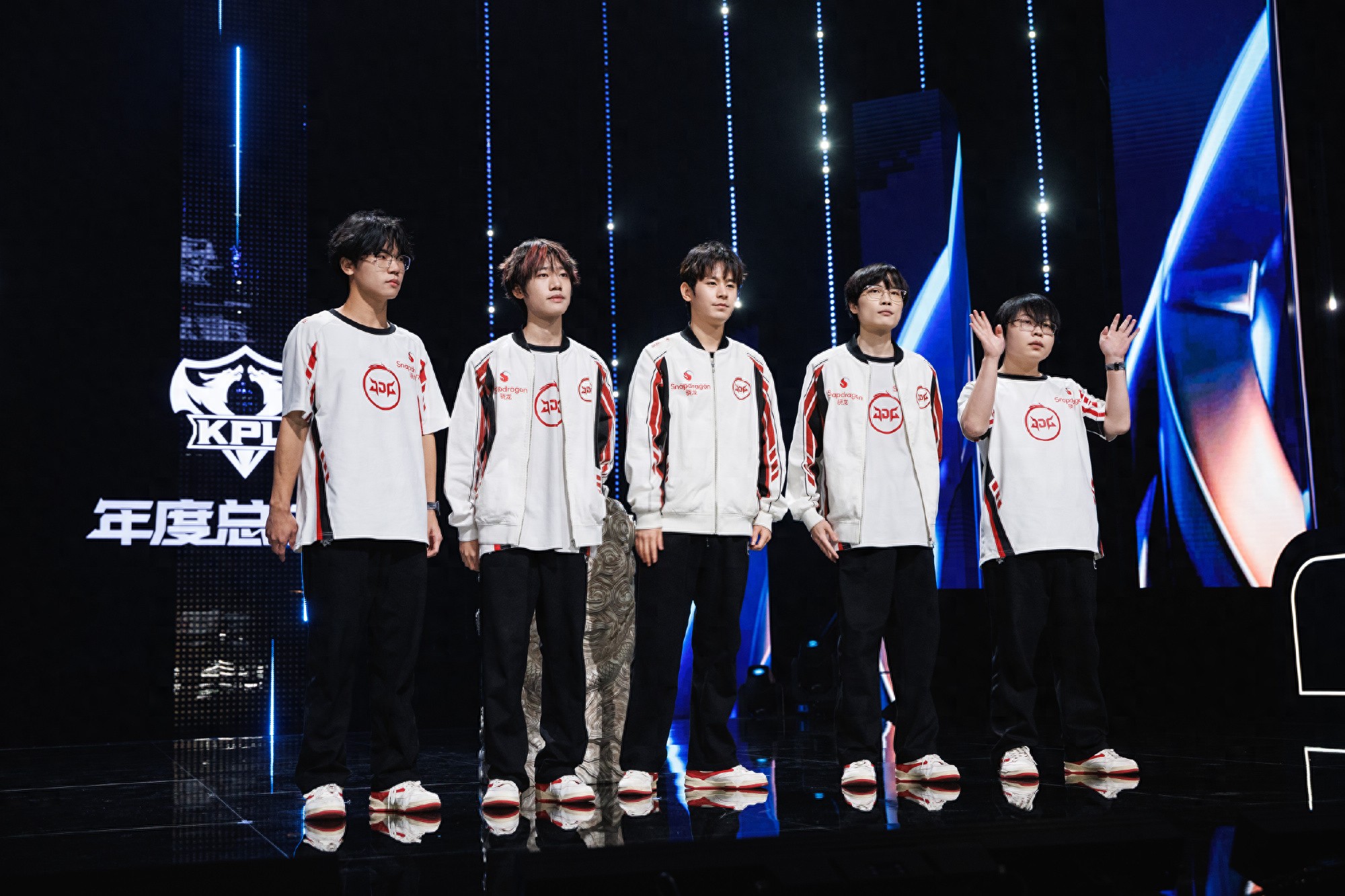 Yearly Elimination Tournament Blacklist: JDG embarrassingly exits with 8 losses in 9 games, Xiao Pang teams up with Meng Lan to make the list!