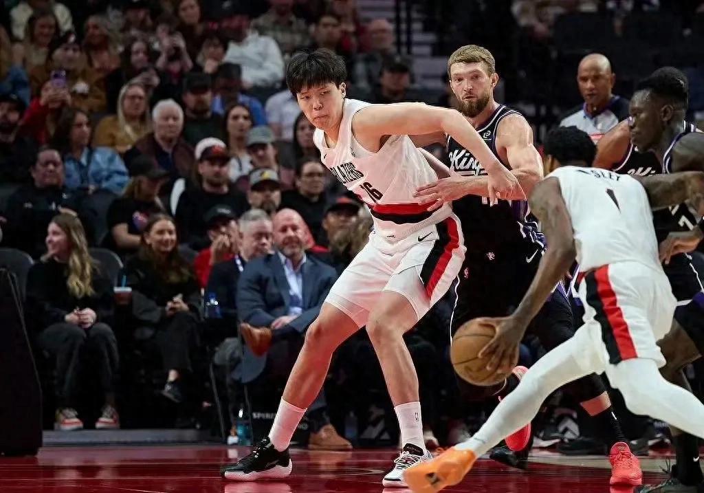 Yang Hansen went wild, delivering a confident and spirited quarter.