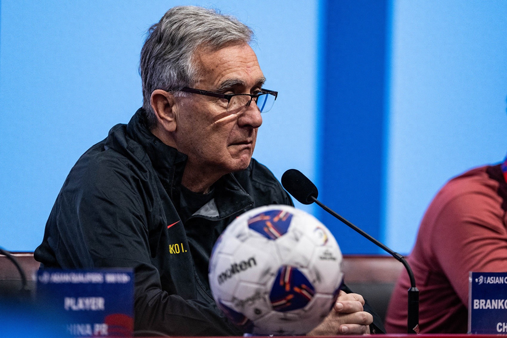The national football team defeated Bahrain 1-0 and fixed the 5th in Group C, Ivan didn't want to go and arranged a warm-up match &amp; competed in the Asian Cup