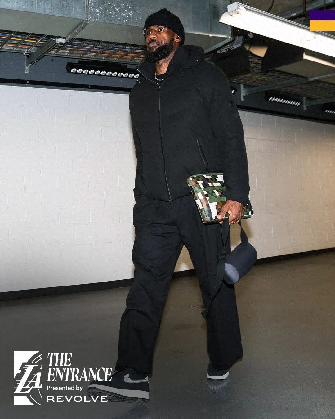 Game report: Lakers defeat Bulls, Doncic scores 46 points, LeBron delivers a tomahawk dunk, Hayes finishes with a between-the-legs dunk