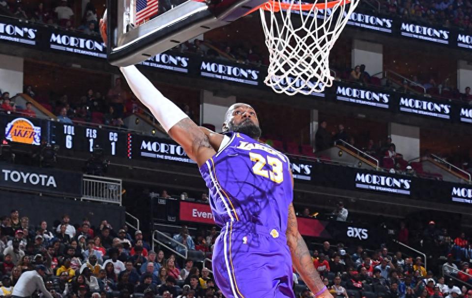 James scores 13 out of 14 shots to reach milestone! Lakers win 7 consecutive games, defeat Rockets again, Doncic scores 40 points, Durant scores 18 points