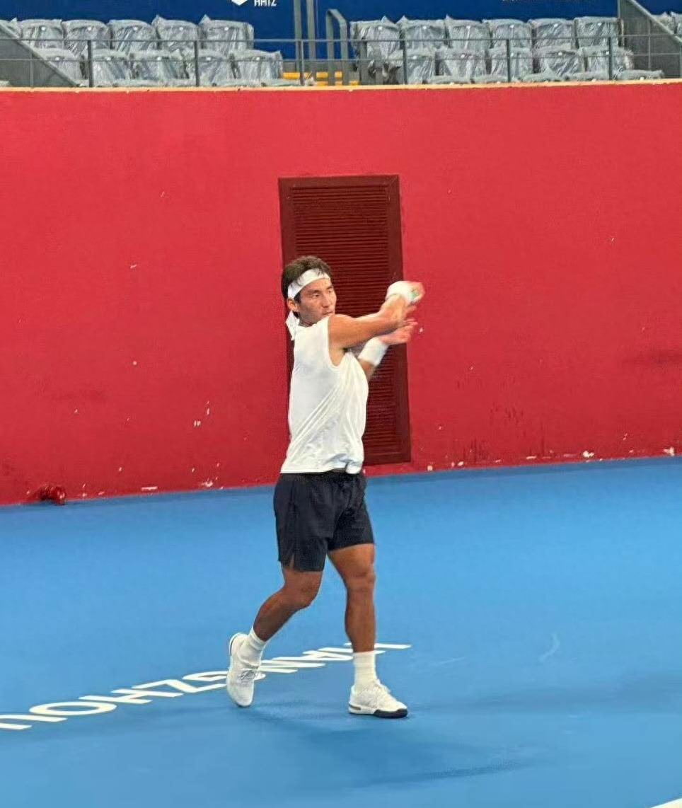 Buin Chaokete faced a disappointing start to the new season, while Zhou Yi’s flawless victory earned praise from netizens!