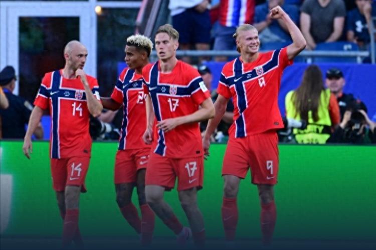 The Viking Warrior's Icebreaking and the Asian Eagle's Broken Wing: Haaland Creates Three Goals Solo, the Flaws Behind the 4-1 Victory