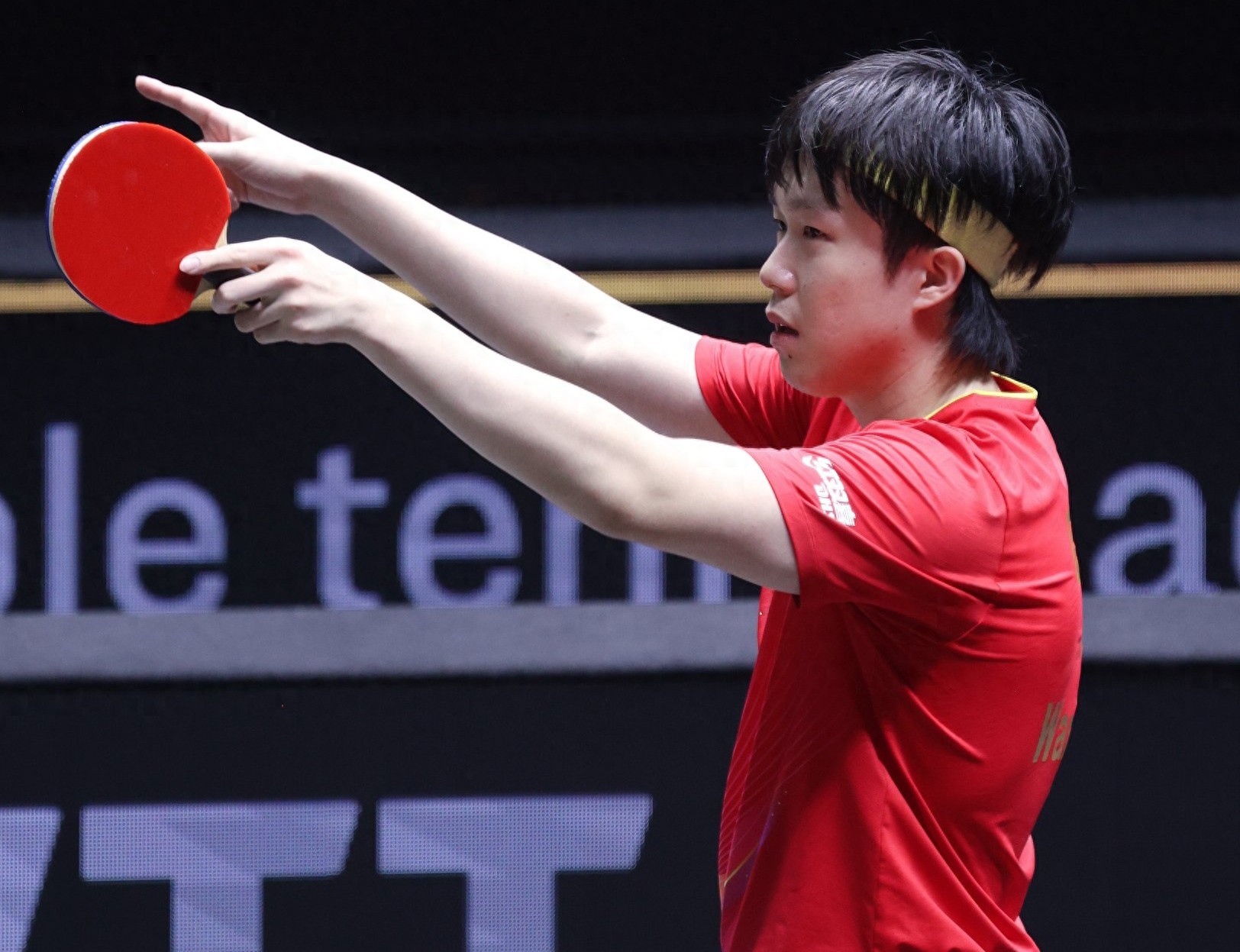 The men&#39;s singles quarterfinals at the WTT China Grand Slam in table tennis have been finalized, with four Chinese players advancing. Can Wang Chuqin claim the championship?
