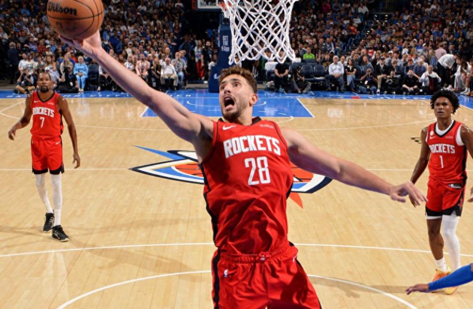 Rockets narrowly lose to Thunder by 1 point in double overtime! Alexander&#39;s clutch free throws seal the game, Sengun scores 39, Durant adds 23 points and 9 rebounds