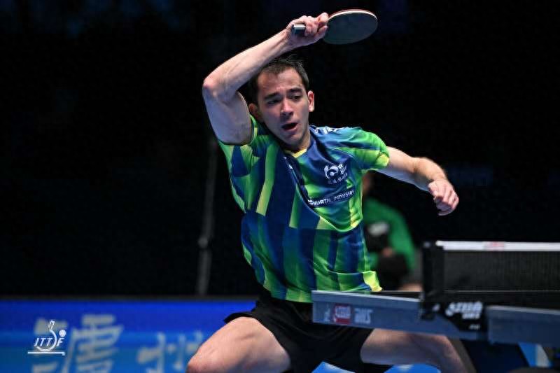 Winning the top three in the world in a row, Calderano won the men's singles title at the 2025 World Cup, blocking the fourth consecutive hegemony of national table tennis