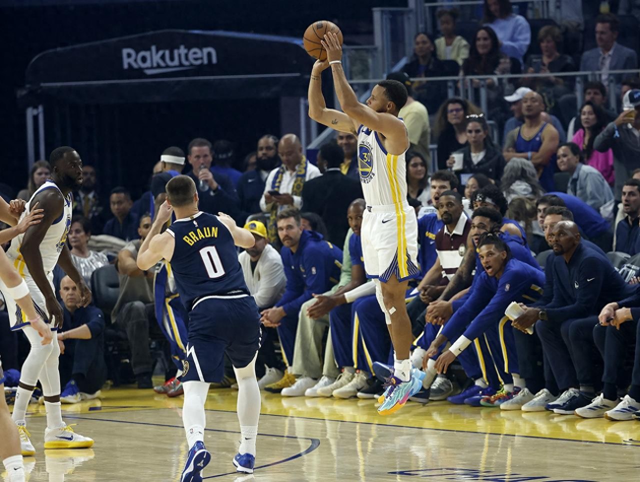 Game-winning performance! Curry scores 42 points with seven Warriors in double figures; Gordon sets record with 50 points as Warriors rally past Nuggets in overtime