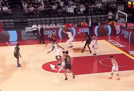 13 out of 15! China's men's basketball starting core! Thank you, He Xining!