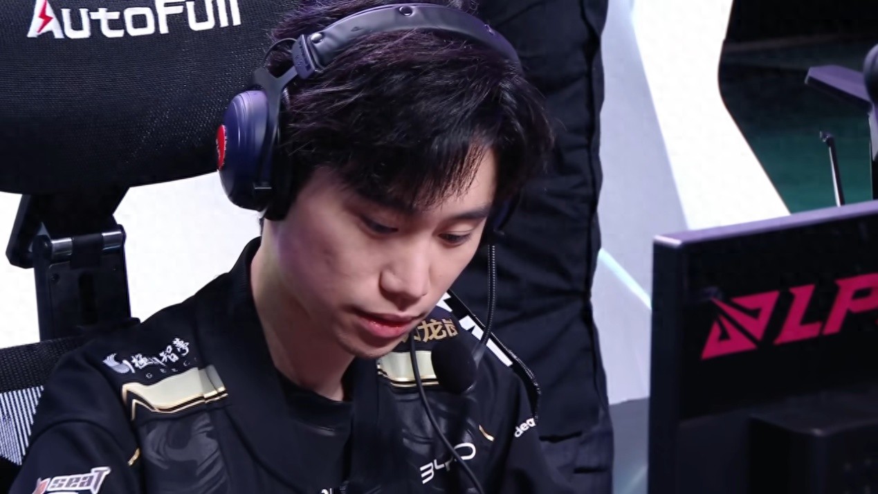 TES avoids an upset, Doinb falls into a dire situation, LPL misses a golden opportunity, and JKL’s Caitlyn shines brilliantly.