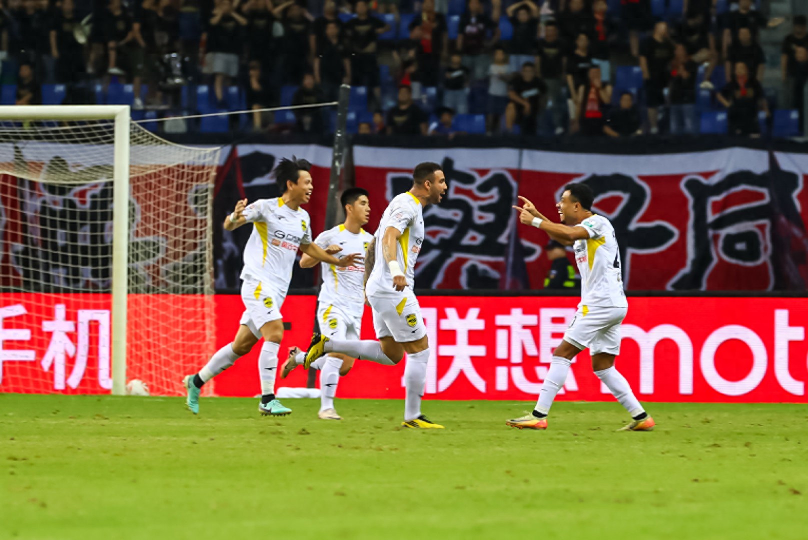 Guangzhou Leopards secure consecutive wins with a tough away victory over Shaanxi