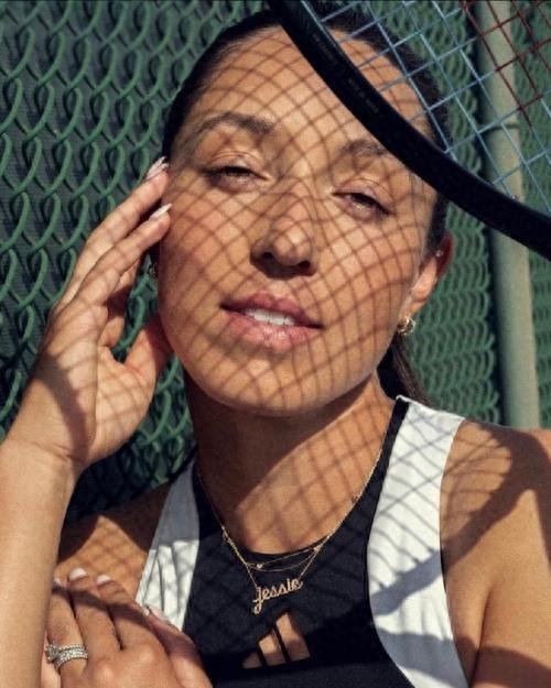 After losing the French Open, he was cursed and abused by someone in a message, and the beautiful and kind-hearted Pegula rarely fought back