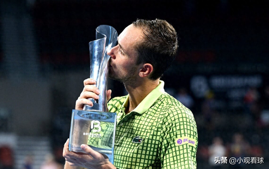 Medvedev wins Brisbane title, openly states Melbourne fans favor him—dark horse for the Australian Open?