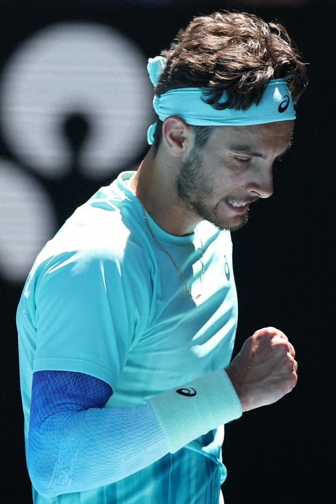 Musetti reaches the quarterfinals but cannot withstand Djokovic; Sinner swiftly defeats compatriot to face the tennis king