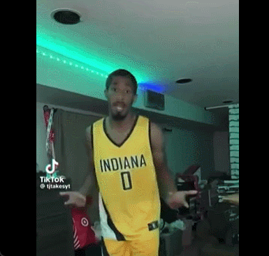7 shots to score 8 points! Pulled, pulled the crotch again! George praised the new face of the NBA