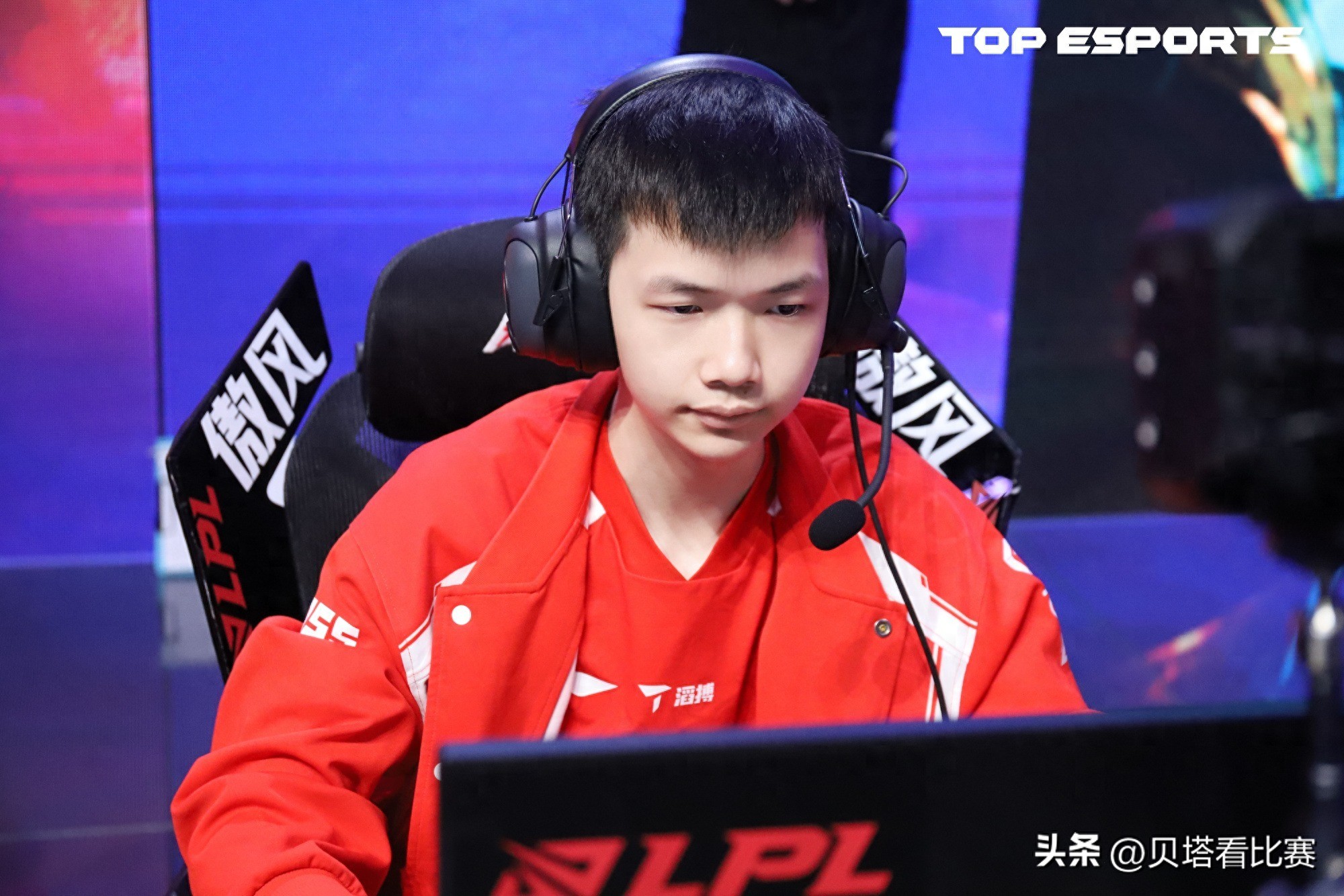 TES sweeps AL 2-0, securing their 10th win! Creme&#39;s signature Akali dominates, Hang initiates flawlessly.