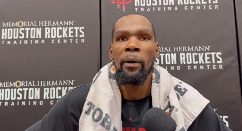 Durant responds to rumors about a secret account: I don’t want to get involved in any messy nonsense, focusing solely on moving forward this season.