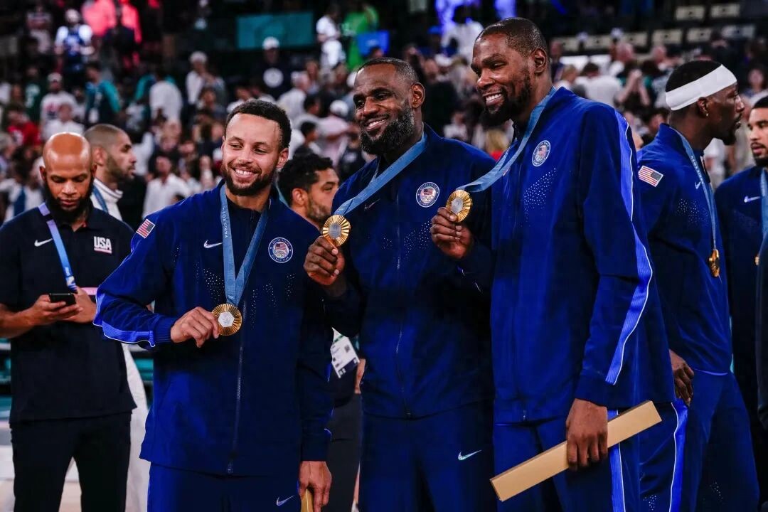 Durant officially announced! He wants to compete in the 2028 Los Angeles Olympics, showing his genuine passion for basketball!