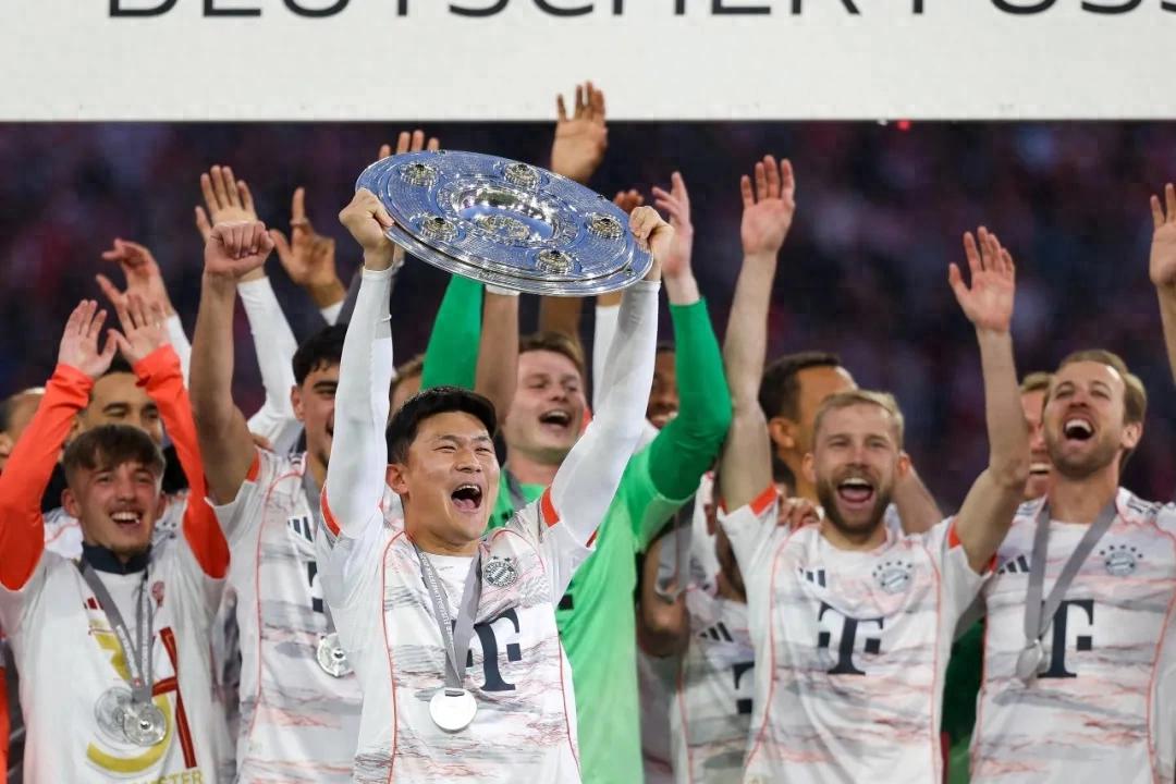 The main force of the Serie A + Bundesliga double championship, Kim Min-jae "crowns Asia"
