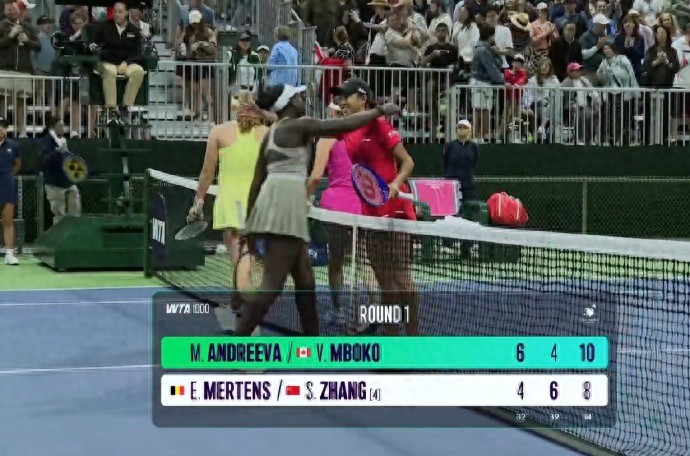 Zhang Shuai suffers consecutive defeats after Australian Open victory, exiting both singles and doubles in the first round at Indian Wells!