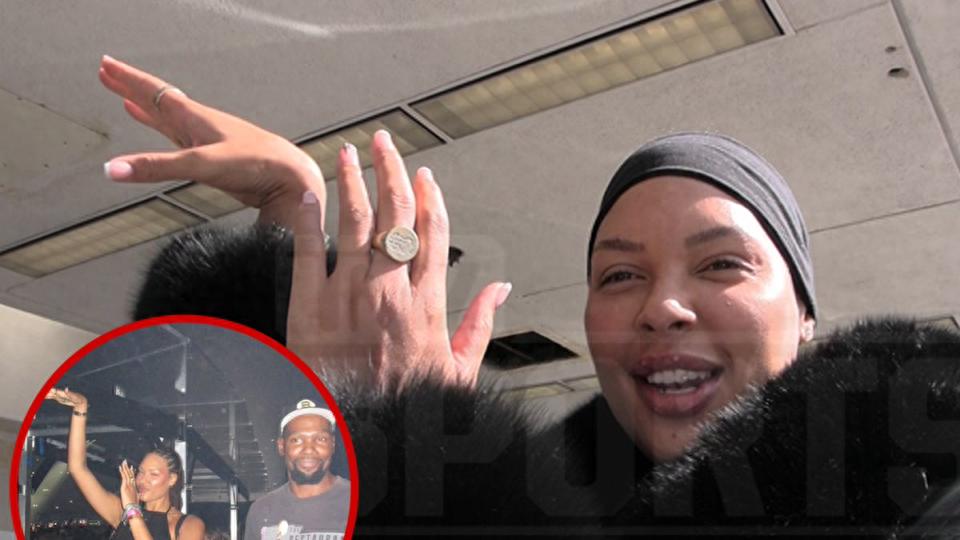 34-year-old Cambage clarifies her relationship status: Not dating Durant, I am married to basketball